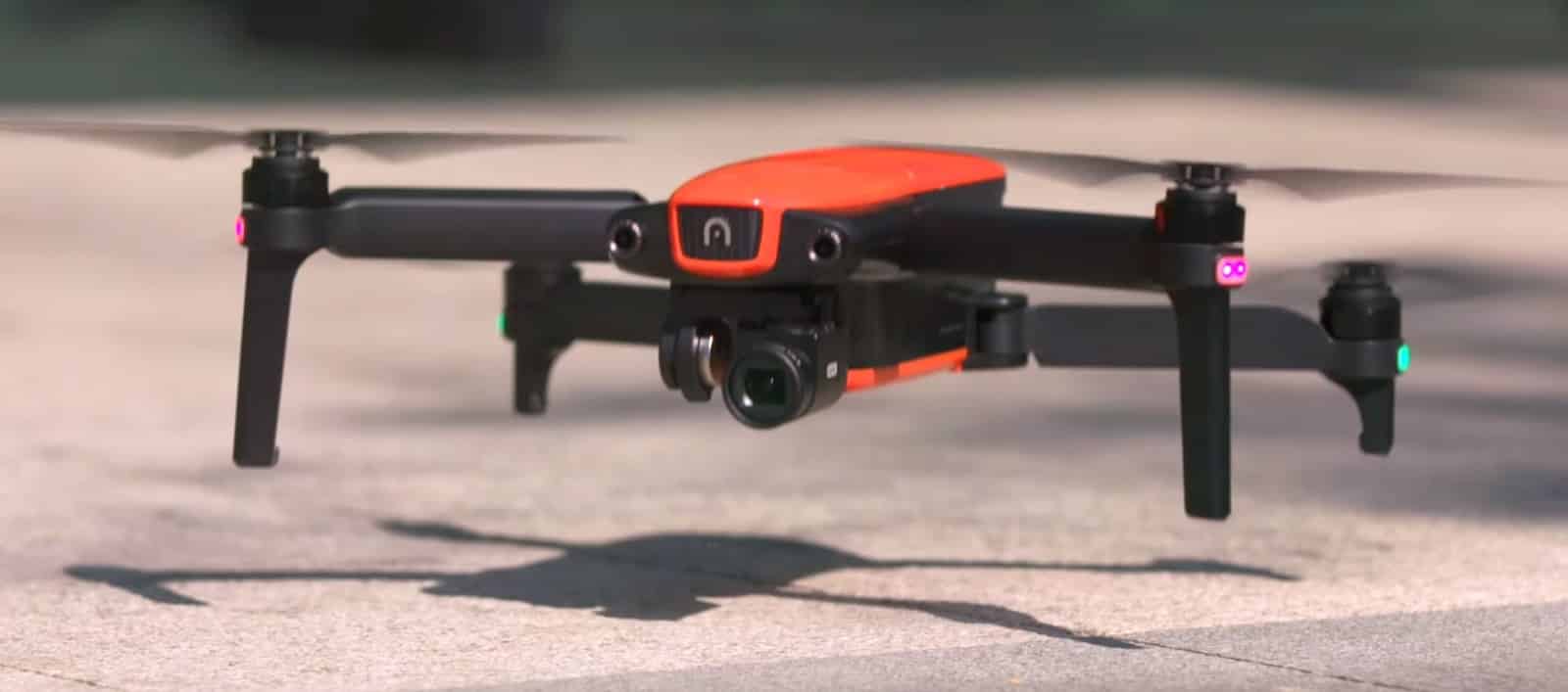 Alquiler de Drones en Bogota EVO es el dron portátil de Autel y fue presentado en el CES 2018 de las Vegas.
